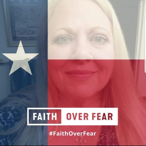 Meet your Posher, Debbie - Picture 1 of 1